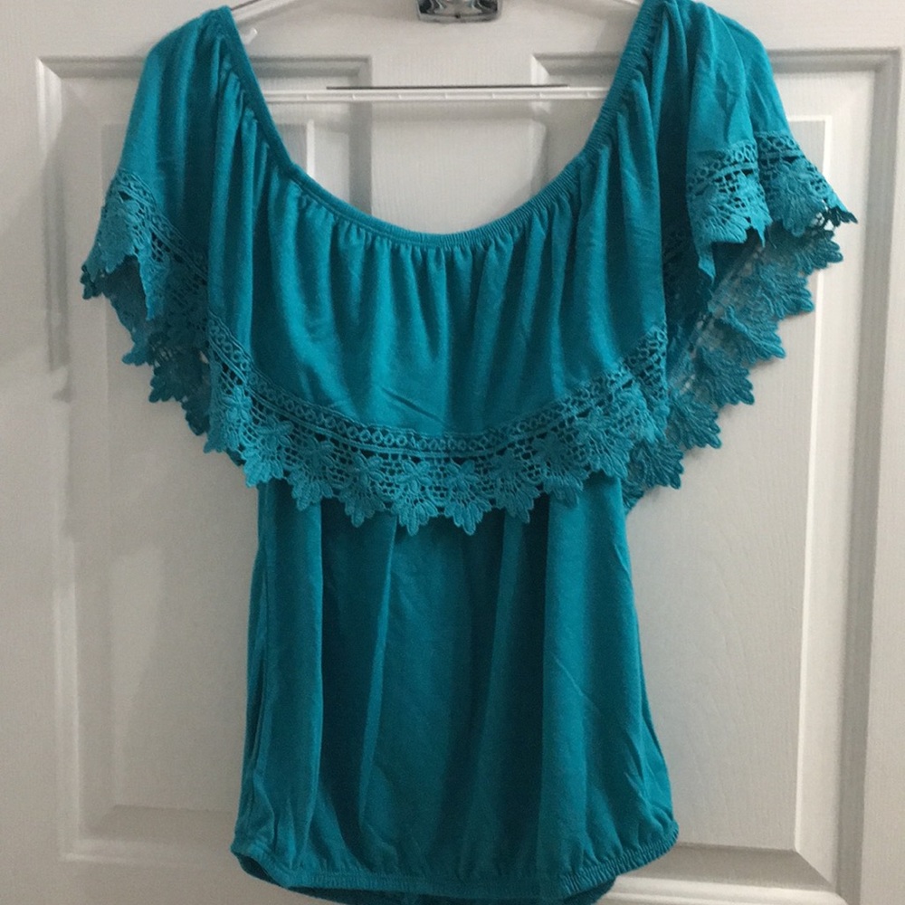 🎉💕PRETTY BNWT RUE 21 LRG TURQUOISE CROP TOP💕🎉